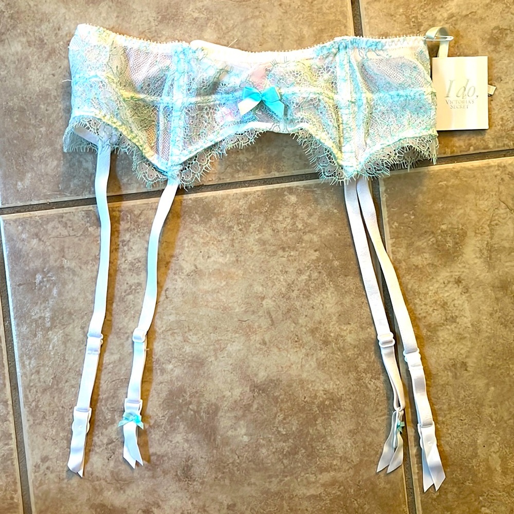 Victoria secret white garter belt xs/s